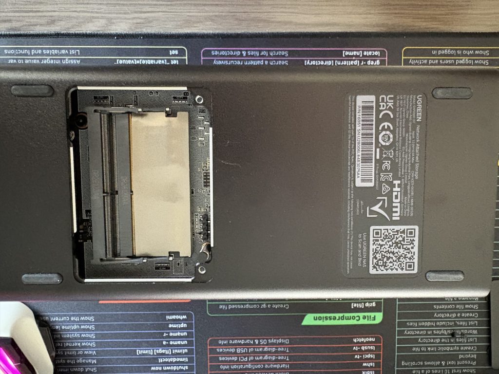 UGREEN NASync DXP2800 GT