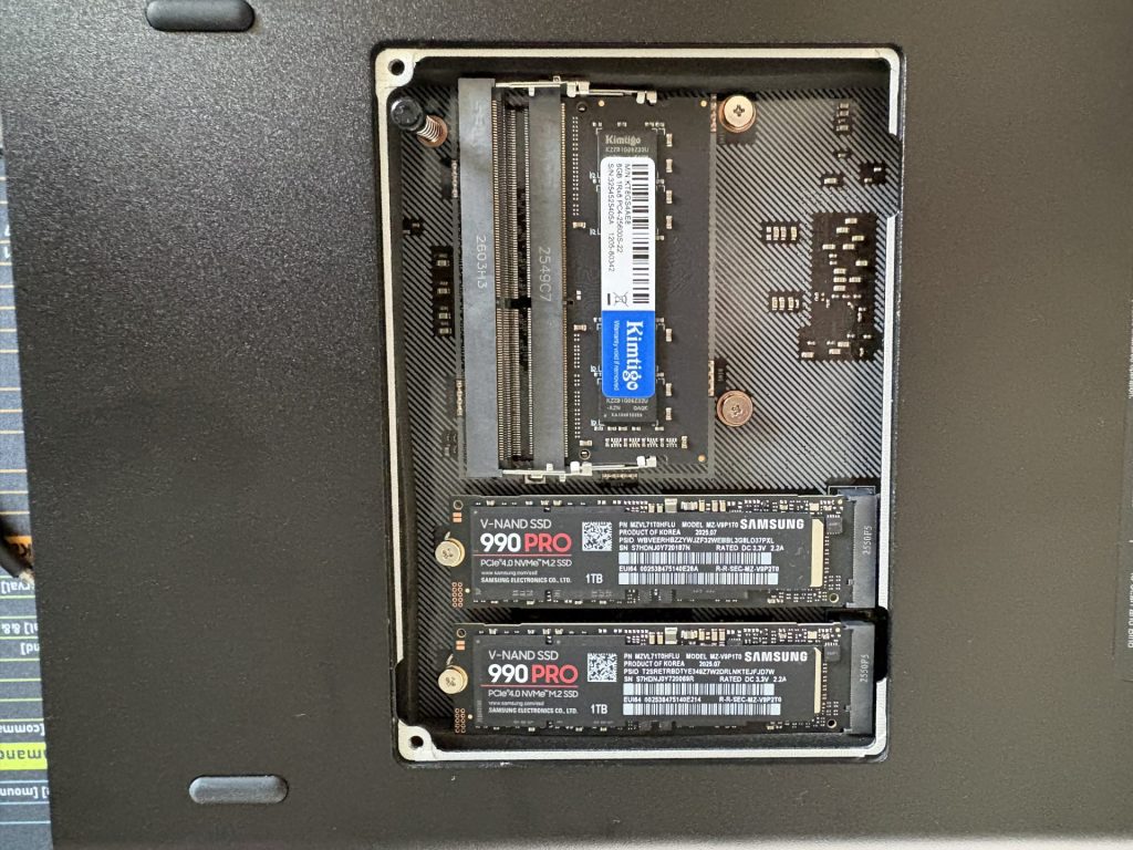 UGREEN NASync DXP4800 GT